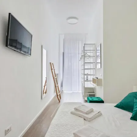 Sofia Appartement Como